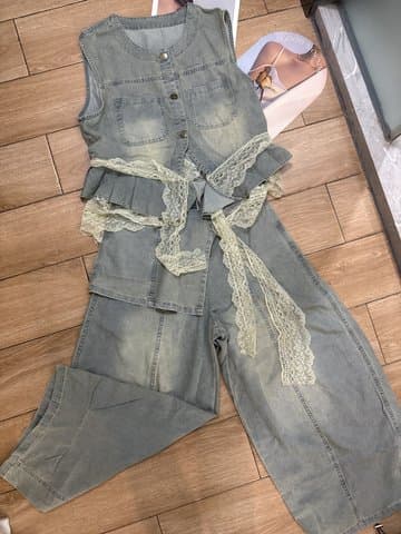 个性不规则蕾丝并接牛仔套装