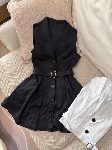 西装无袖排钮连身裙