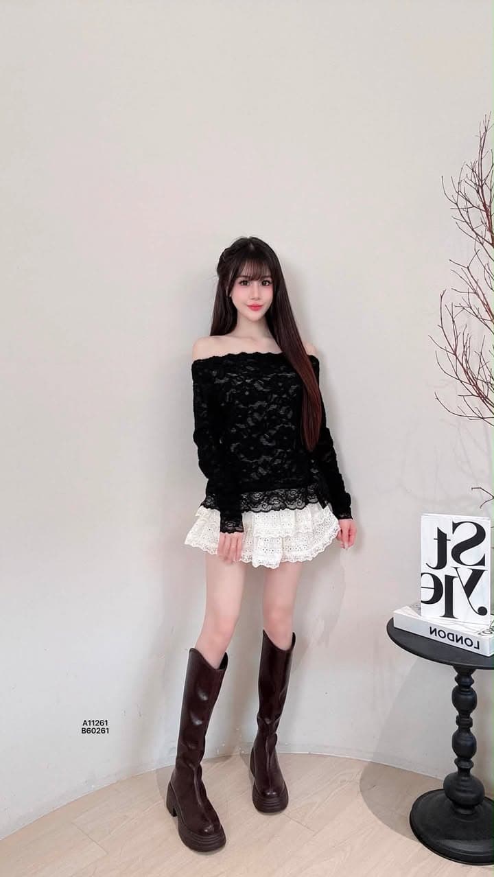 性感蕾丝露背蝴蝶结上衣
