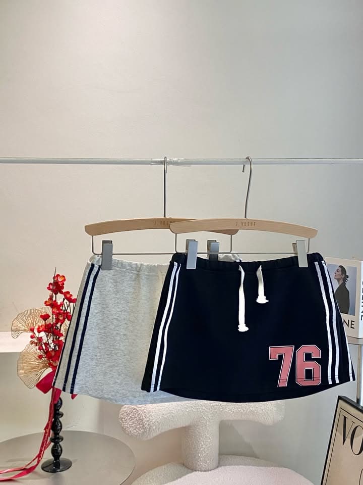 美式字母"76"运动休闲短裙