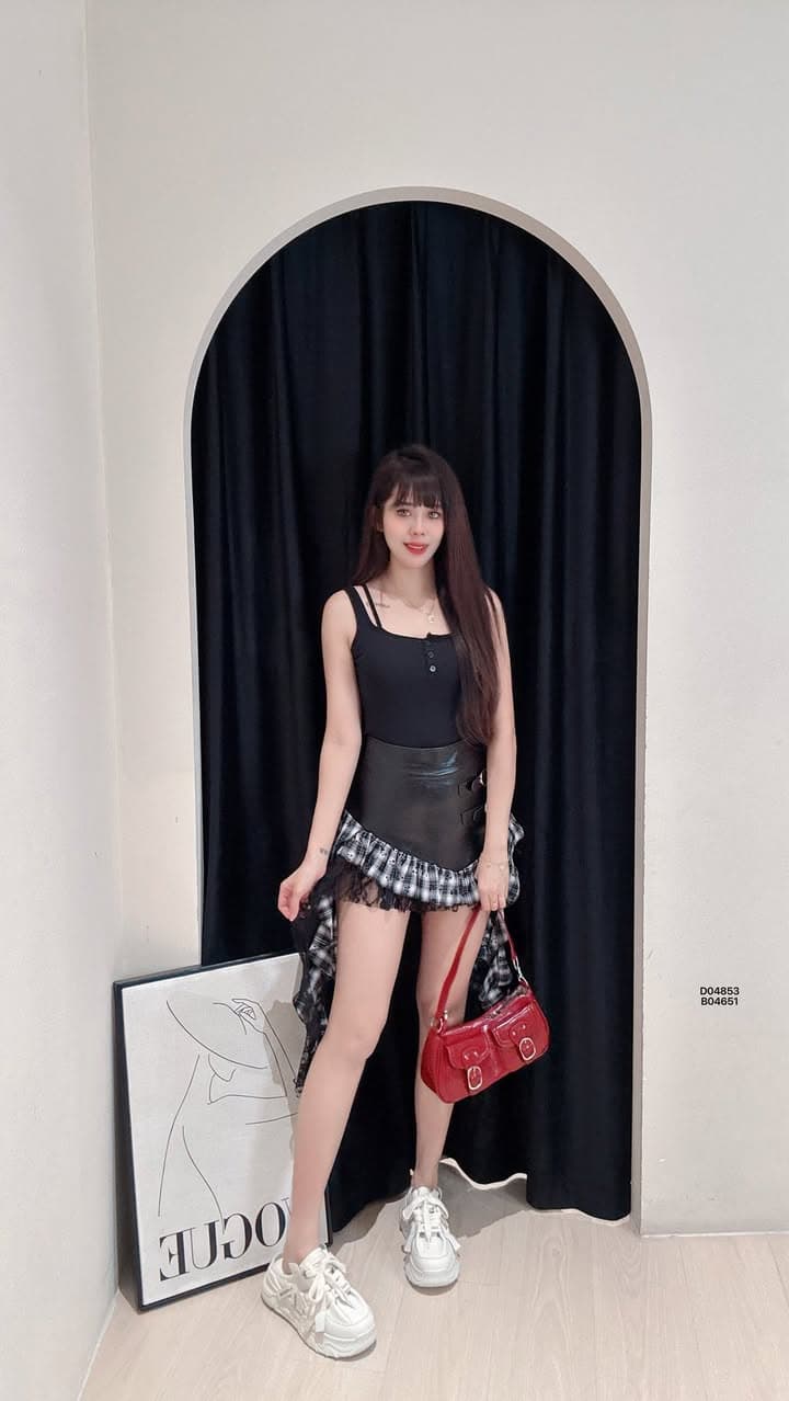 纯欲性感. 双带美背