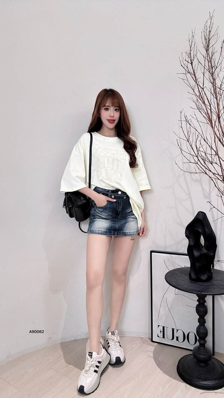 美式立体亮片·简约Tee