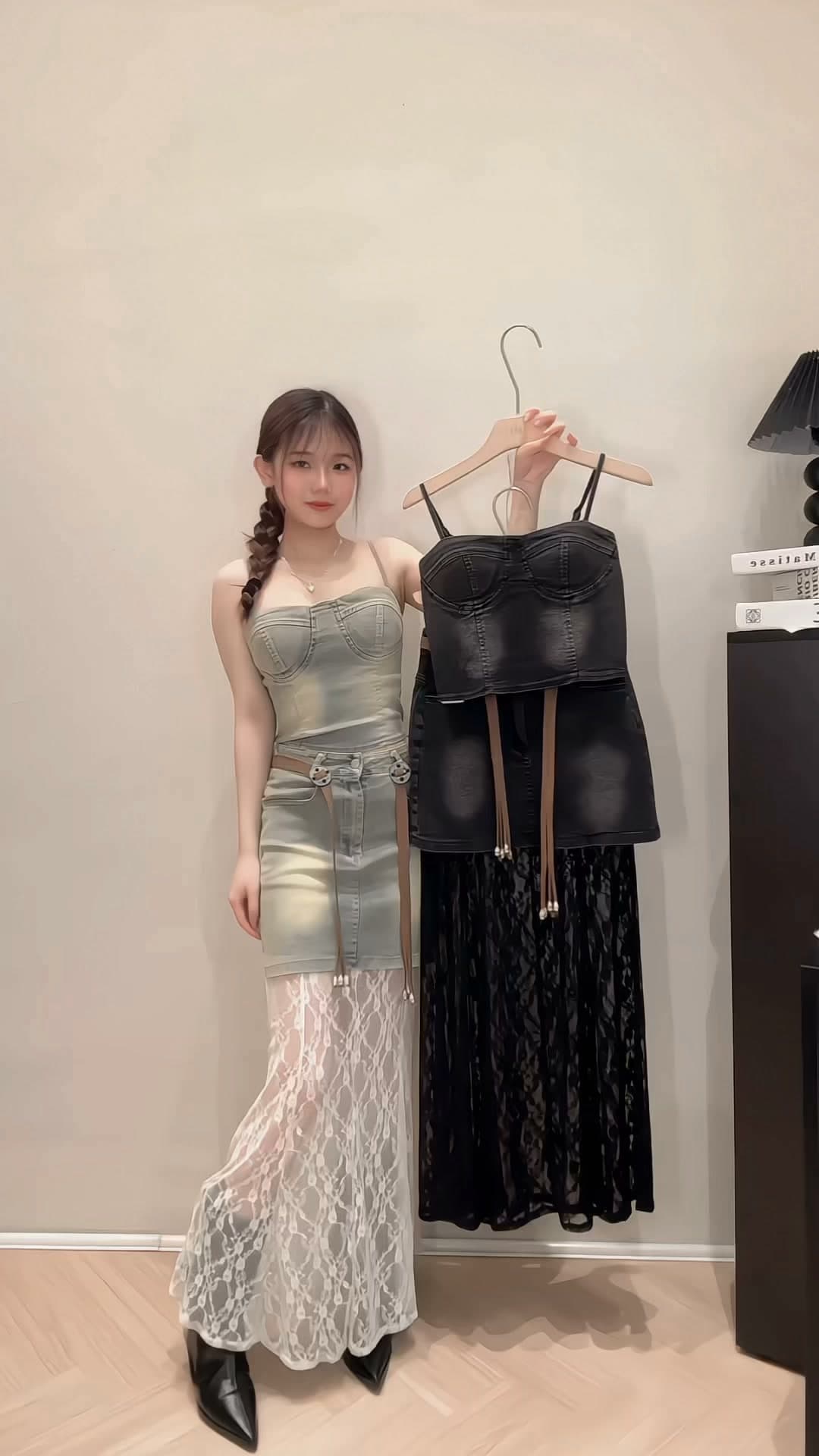 辣妹牛仔吊带拼接蕾丝长裙两件套