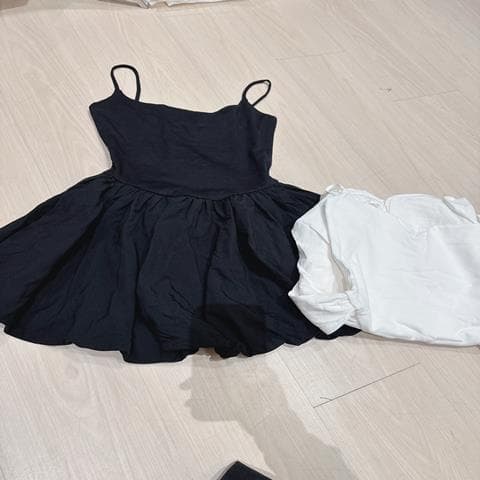 法式“甜美吊带”蓬蓬裙