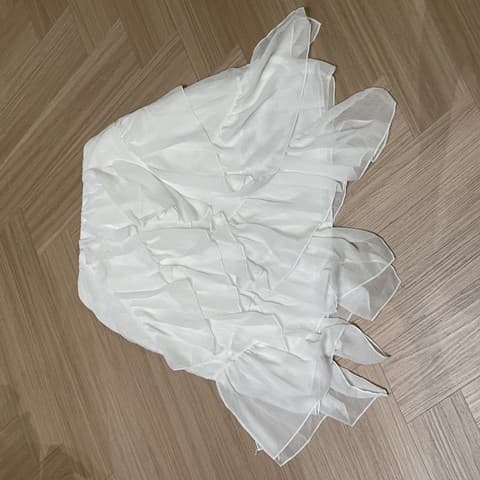 芭蕾风"蕾丝不规则半身裙