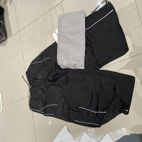 松紧腰宽松工装阔腿裤