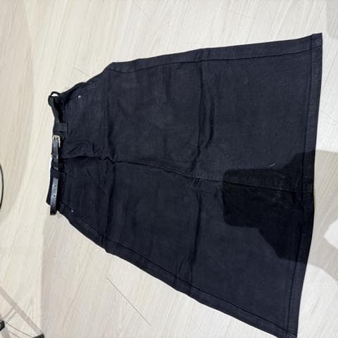 夏季百搭“纯色牛仔长裙”
