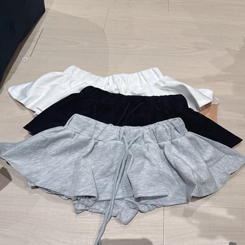 甜美迷你“棉质蓬蓬裤裙”