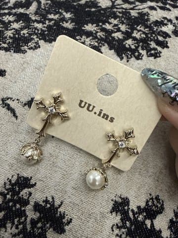 Earring